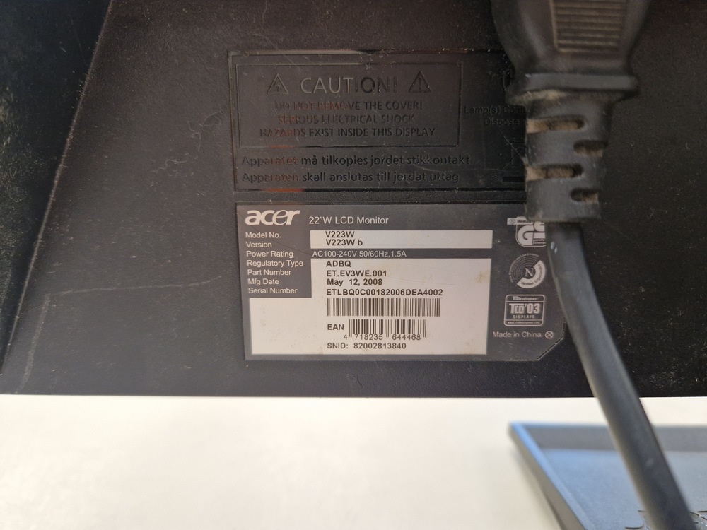 Монитор Acer V223WB