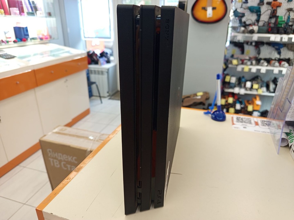 Игровая приставка PlayStation 4 Pro 1Tb