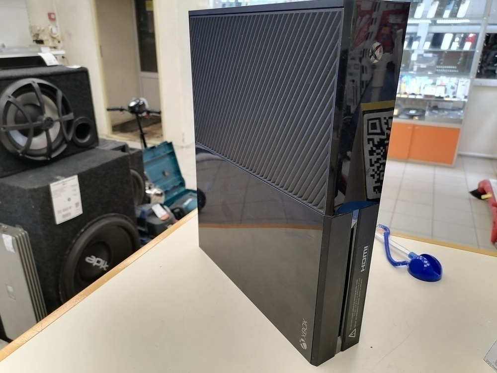 Игровая приставка Xbox One 500Gb