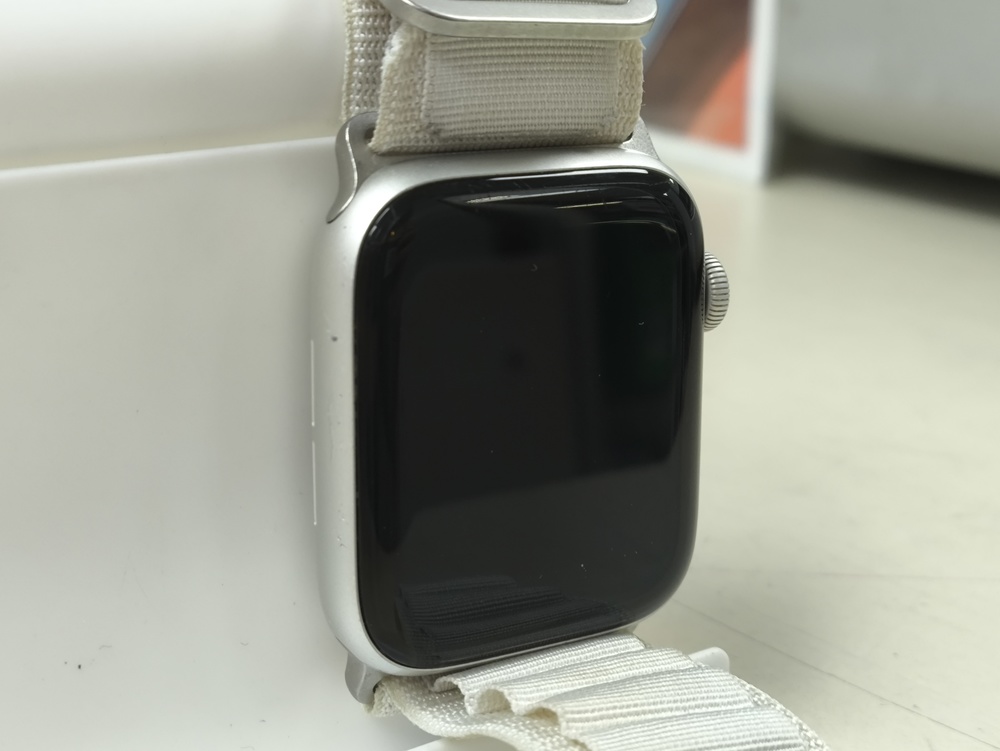 Смарт-часы Apple Watch Series 5 44 мм