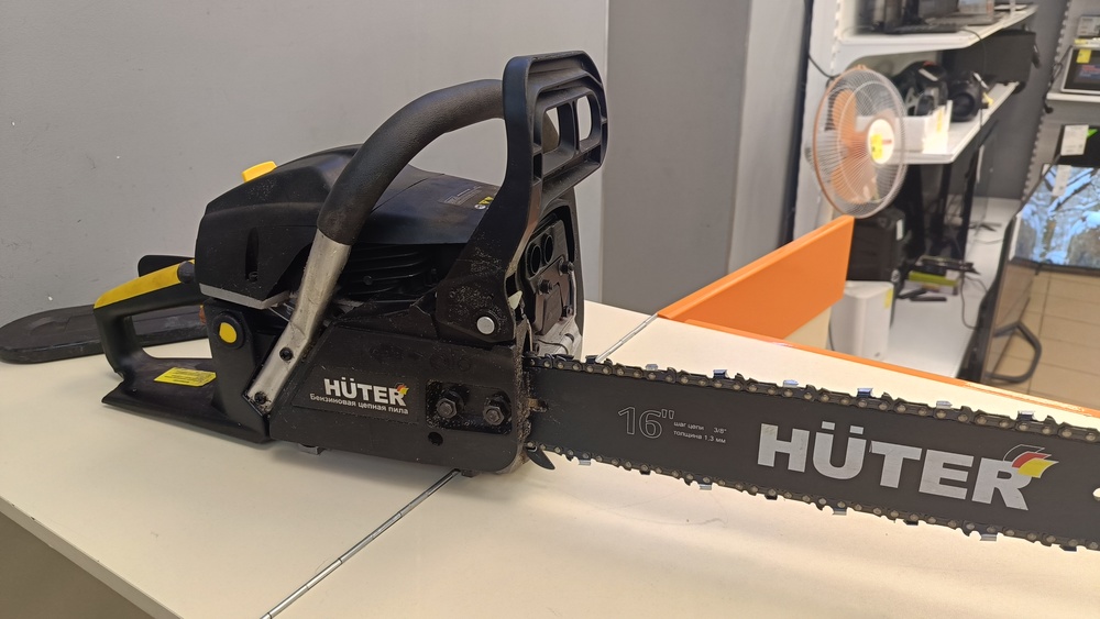 Бензопила Huter BS-2300M