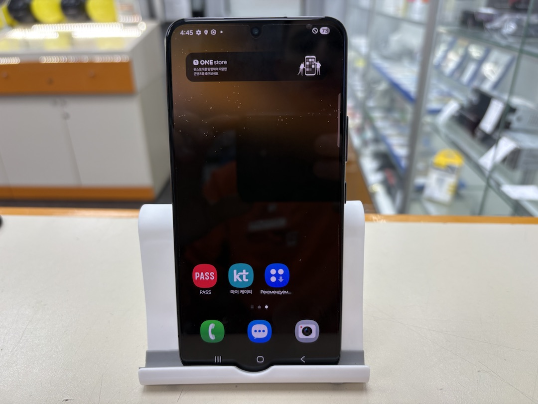 Смартфон Samsung Galaxy S22 8/256