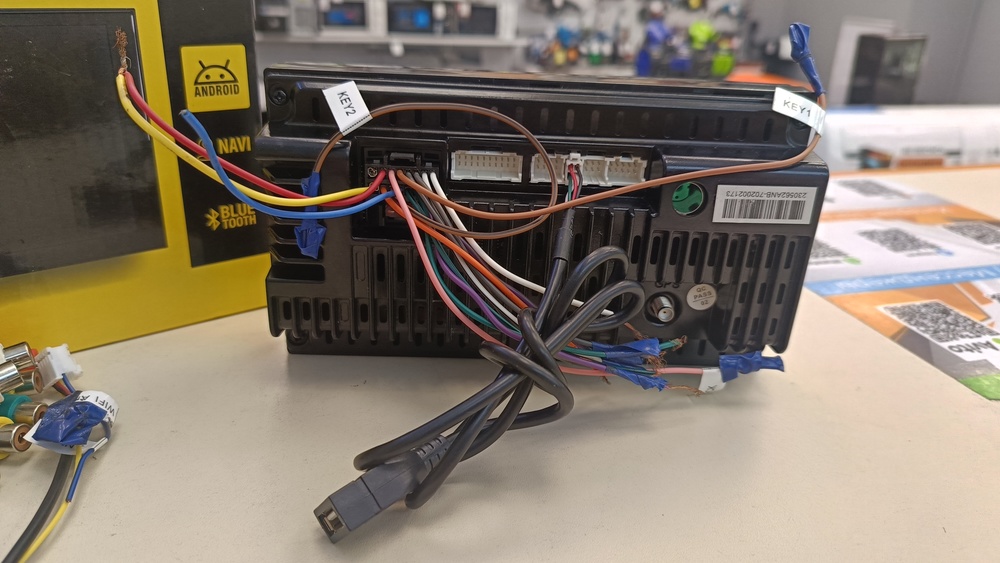 Автомагнитола Swat ANB-7020