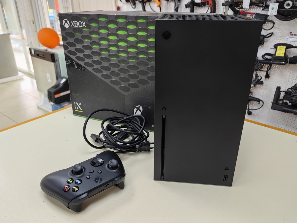 Игровая приставка Xbox Series X 1Tb