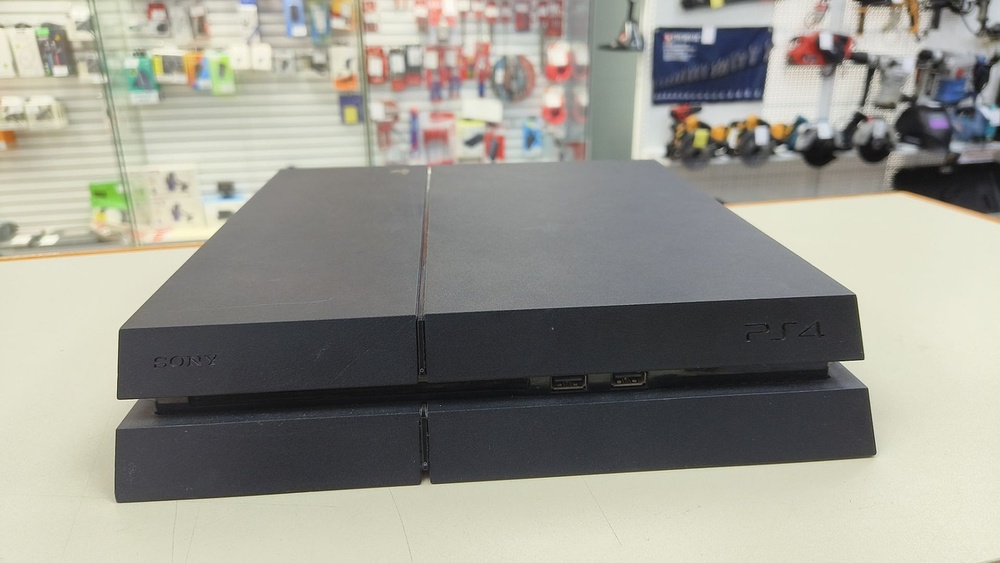 Игровая приставка PlayStation 4 1Tb
