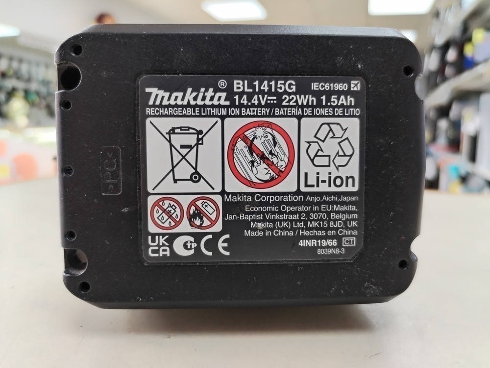 Шуруповерт Makita DF347D
