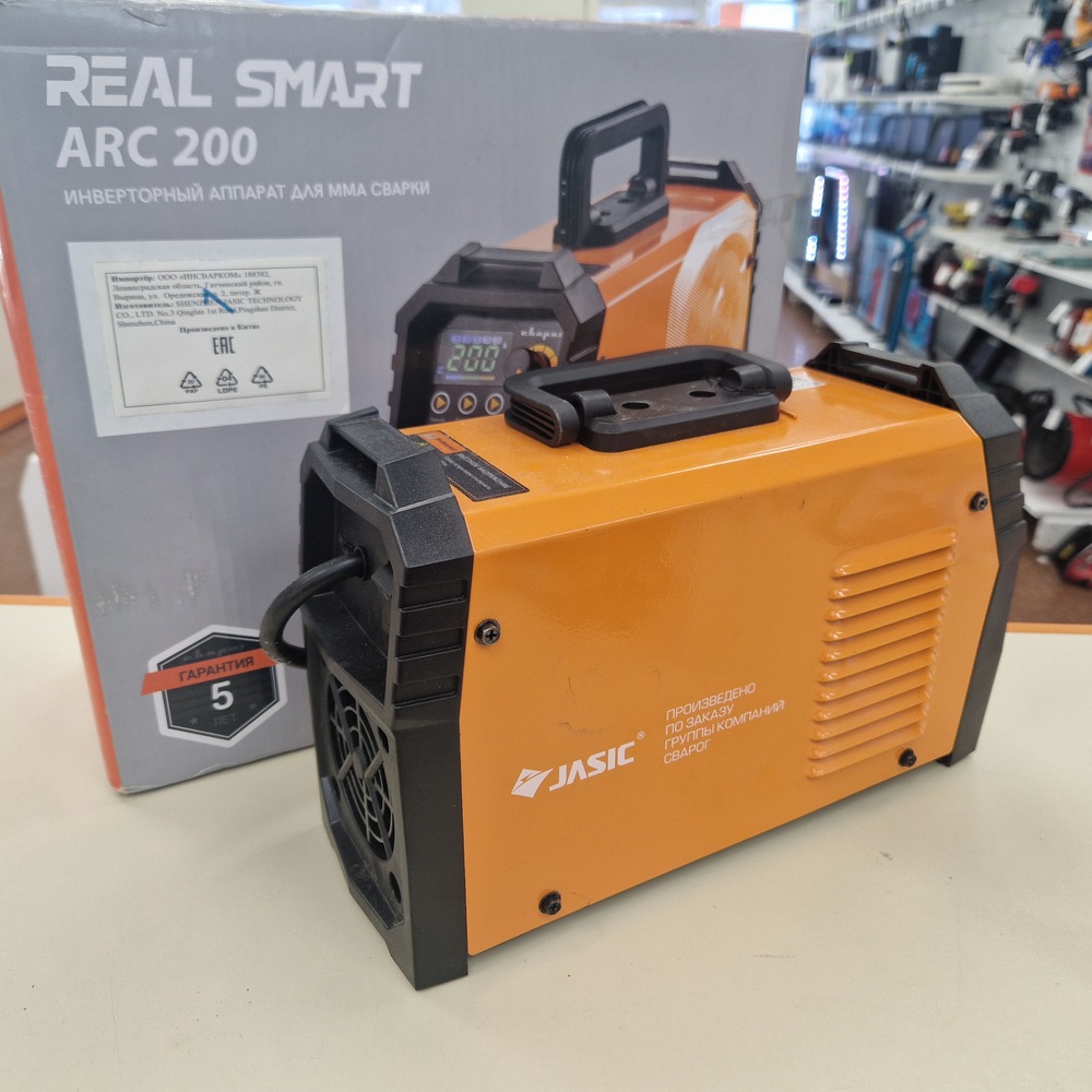Сварочный аппарат Сварог Real Arc 220