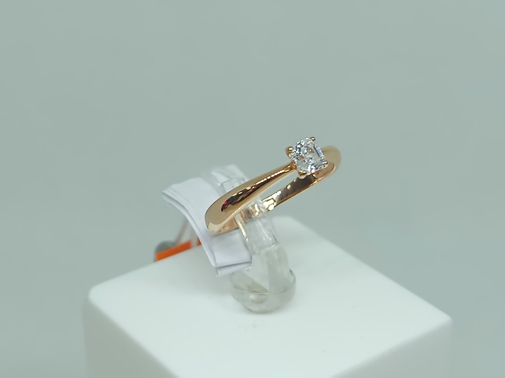 КОЛКМ585 КОЛЬЦО С КАМНЕМ (Au 585)