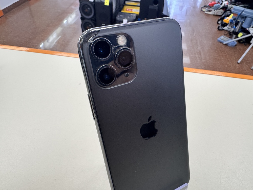 Смартфон Apple iPhone 11 Pro 256Gb