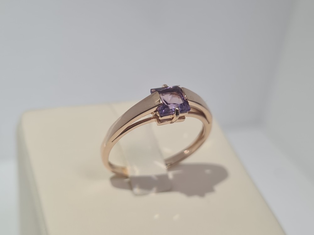 02-51-0300-01 КОЛЬЦО С КАМНЕМ (Au 585) 02-51-0300-01 КОЛЬЦО С КАМНЕМ (Au 585)