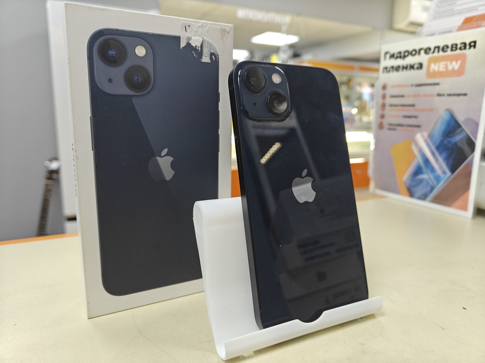 Смартфон Apple iPhone 13 128Gb