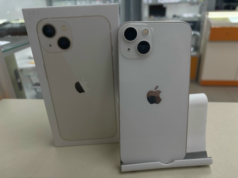 Смартфон Apple iPhone 13 128Gb