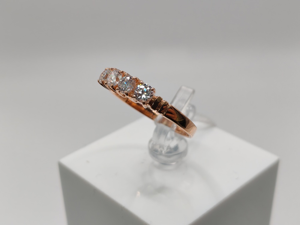 КОЛКМИ585 КОЛЬЦО С КАМНЯМИ (Au 585)