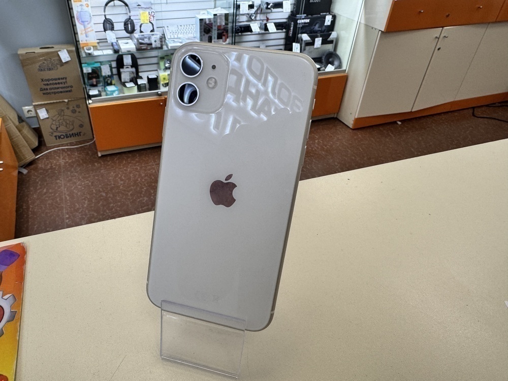 Смартфон Apple iPhone 11 128Gb