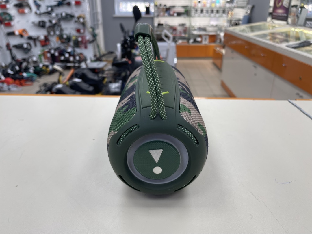 Портативная акустика JBL Boombox