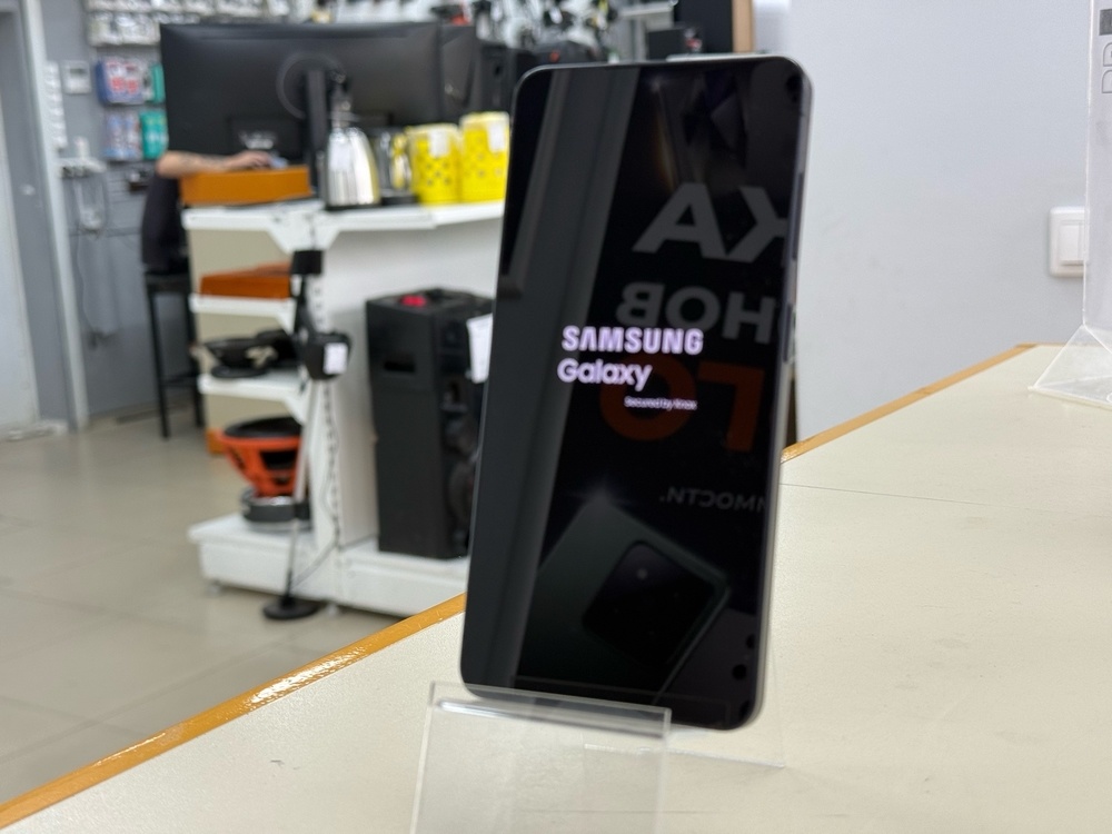 Смартфон Samsung Galaxy S26 12/256