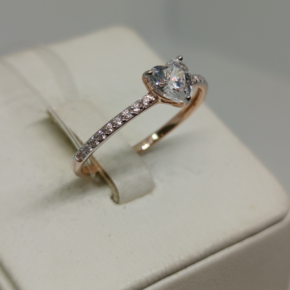 КОЛЬЦО С КАМНЯМИ (Au 585)