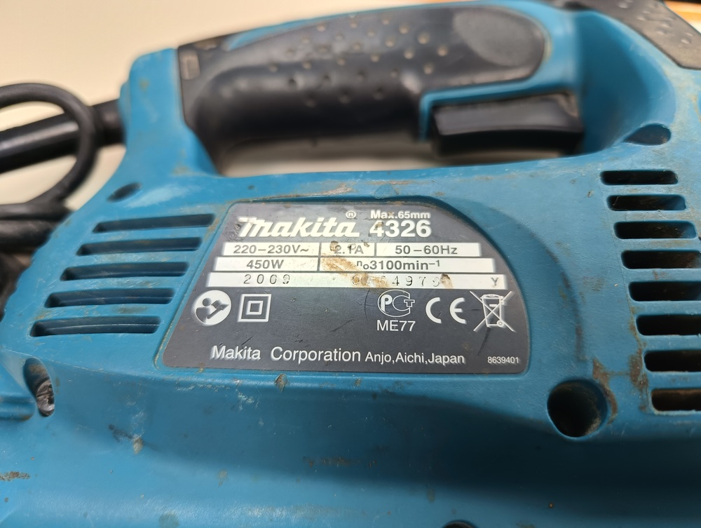 Лобзик Makita 4326;