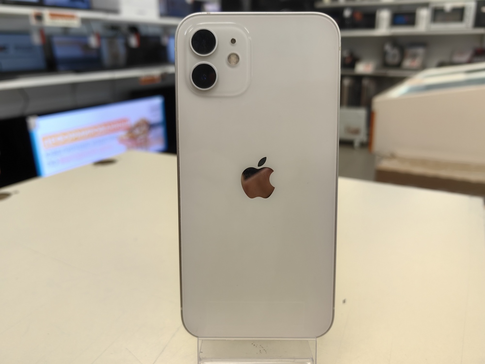 Смартфон Apple iPhone 12 64Gb