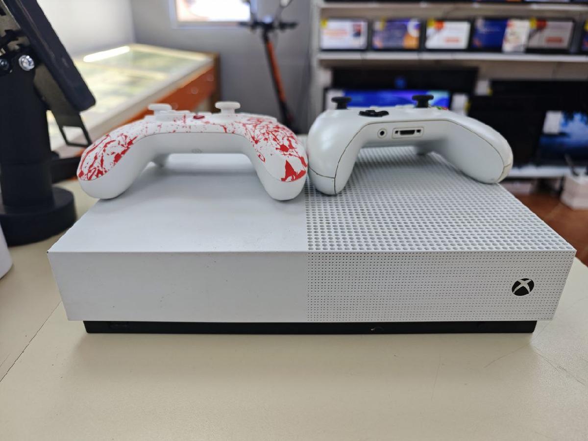 Игровая приставка Xbox One S Digital Edition 1TB