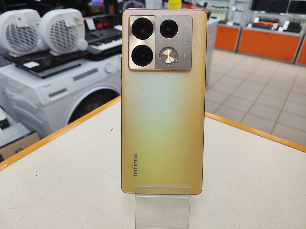 Смартфон Infinix Note 40 Pro 8/256