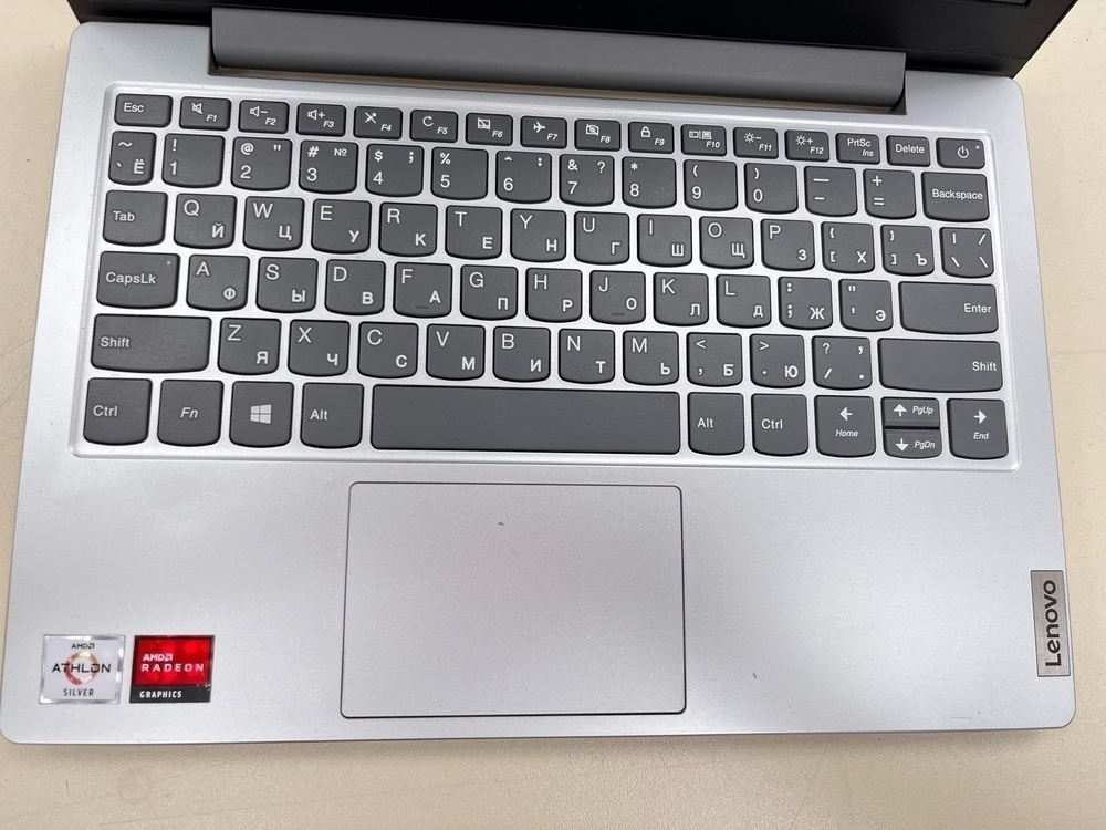 Ноутбук Lenovo; Silver 3050E, Radeon Graphics, 4 Гб, 120 Гб, Нет