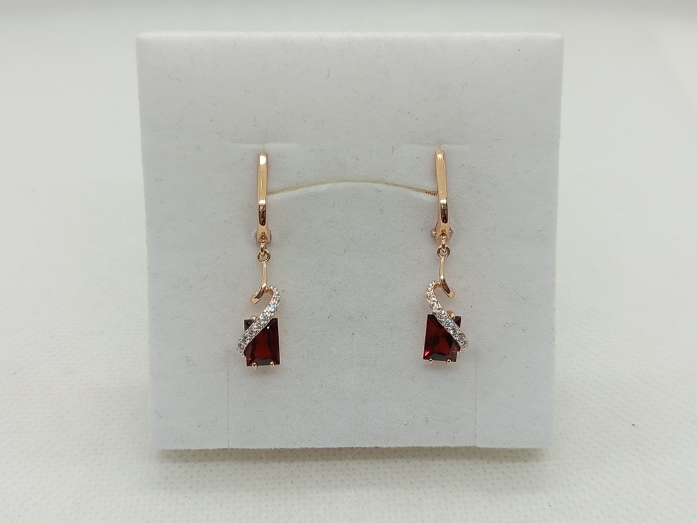 СКМИ585 СЕРЬГИ С КАМНЯМИ (Au 585)