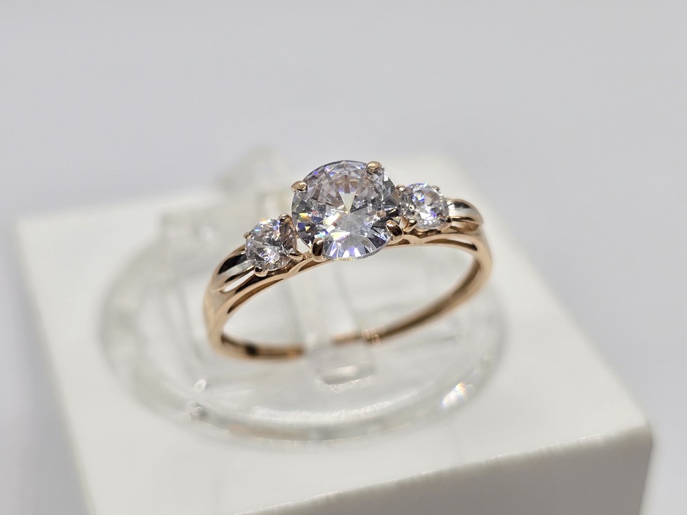 КОЛКМИ585 КОЛЬЦО С КАМНЯМИ (Au 585)