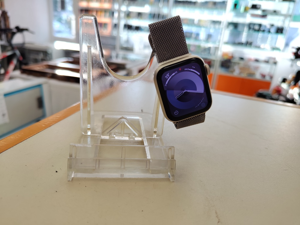 Смарт-часы Apple Watch SE 2022 40mm