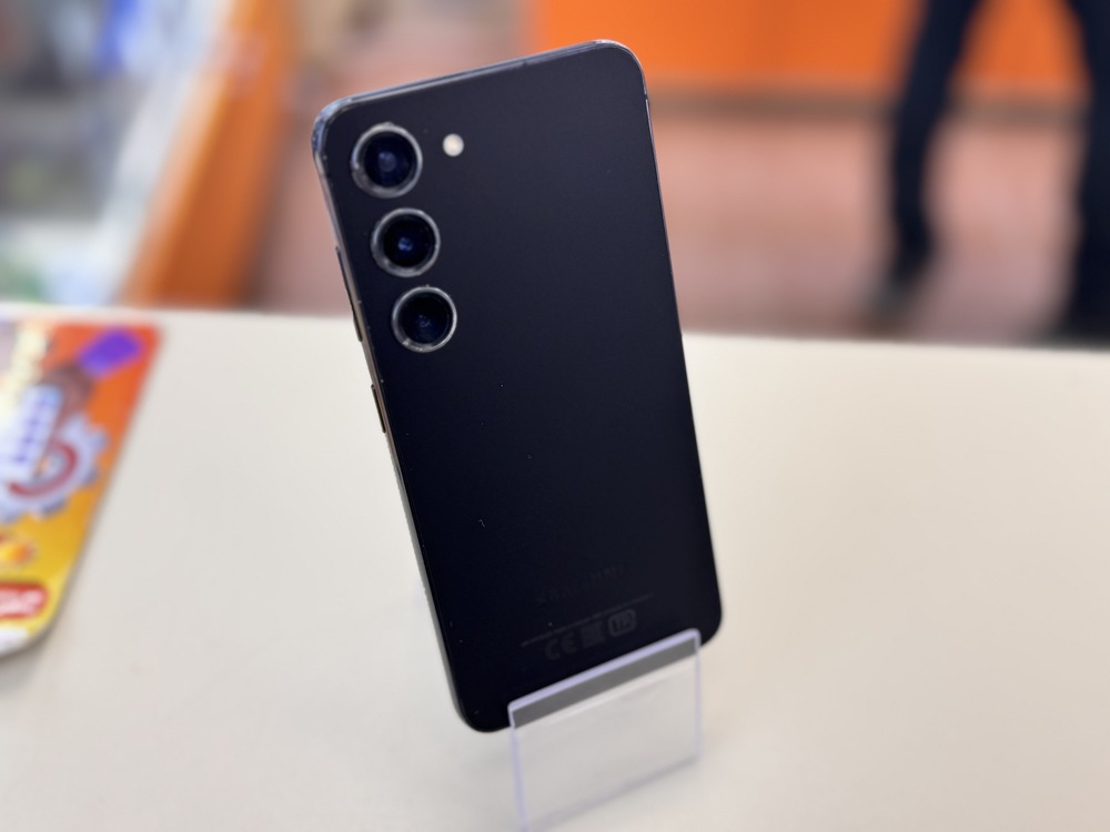 Смартфон Samsung Galaxy S23 8/128