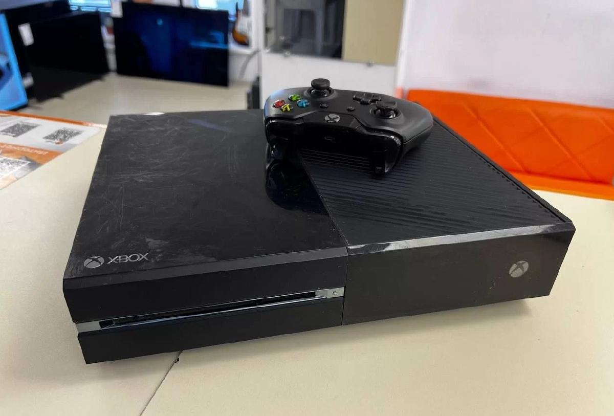 Игровая приставка Xbox One 500Gb