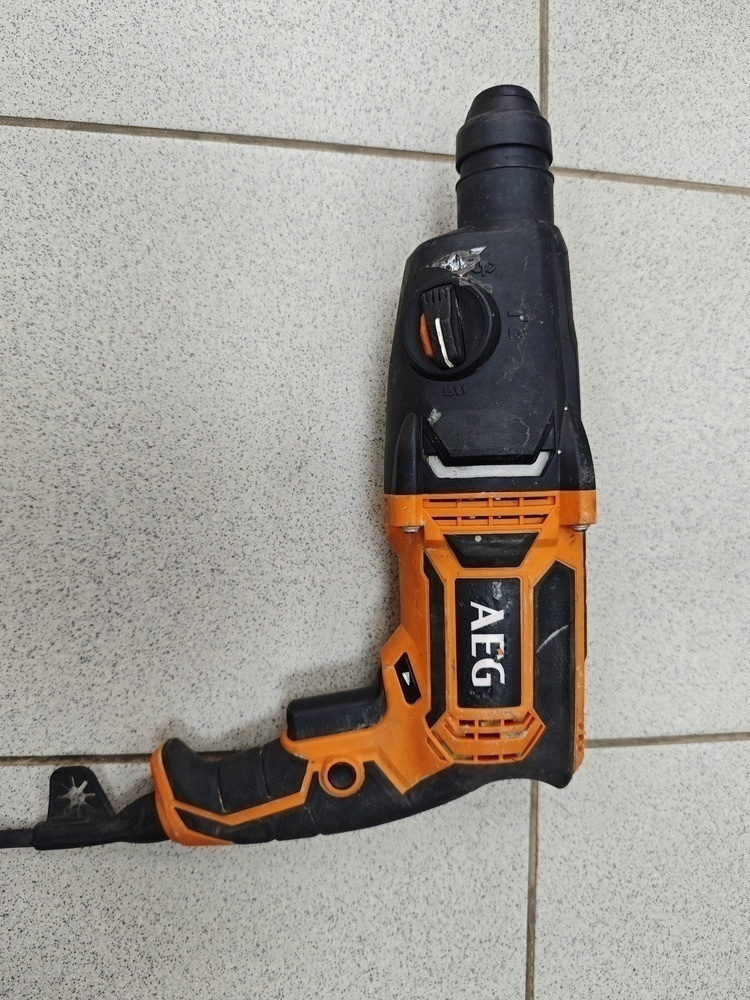 Перфоратор AEG KH 24 E