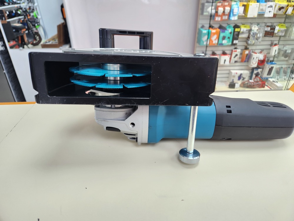 Штроборез Makita SG1251