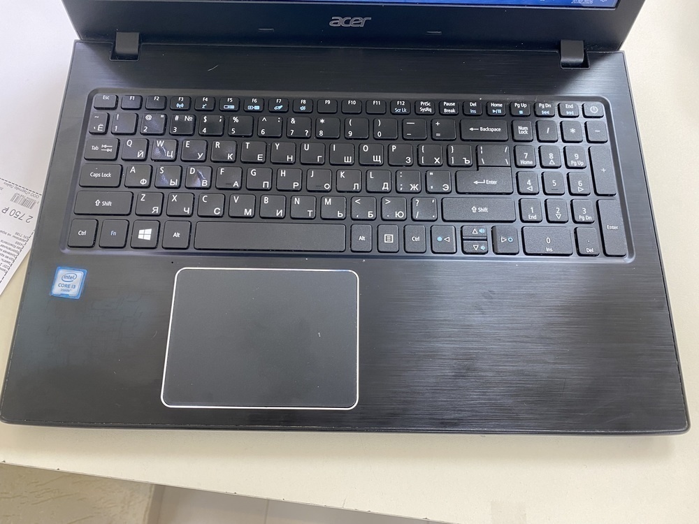 Ноутбук Acer; Core i3-6006U, Intel UHD Graphics, 8 Гб, 500 Гб, Нет