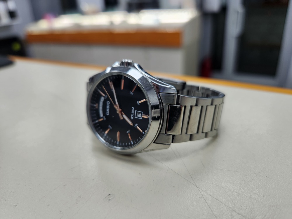 Часы наручные Casio MTP-1375