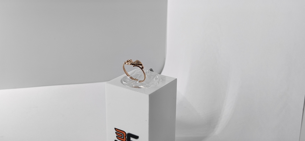 КОЛЬЦО С КАМНЯМИ (Au 585)