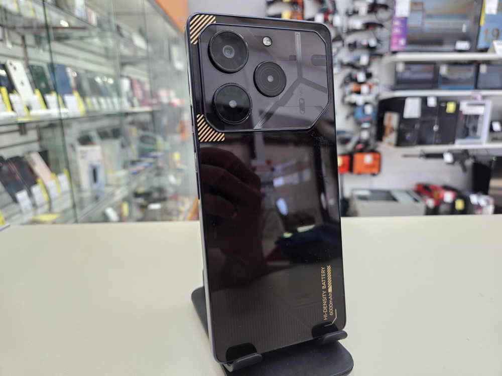 Смартфон Tecno Pova 6 Pro 12/256