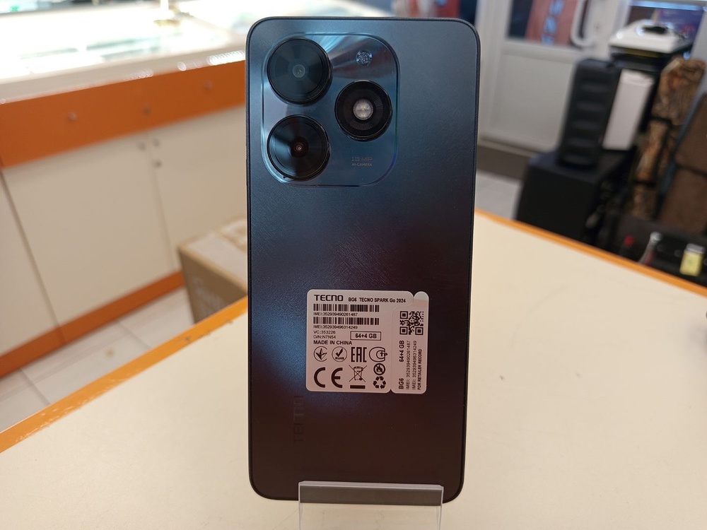 Смартфон Tecno Spark Go 2024 4/64