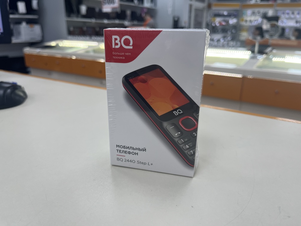 Мобильный телефон BQ 2440