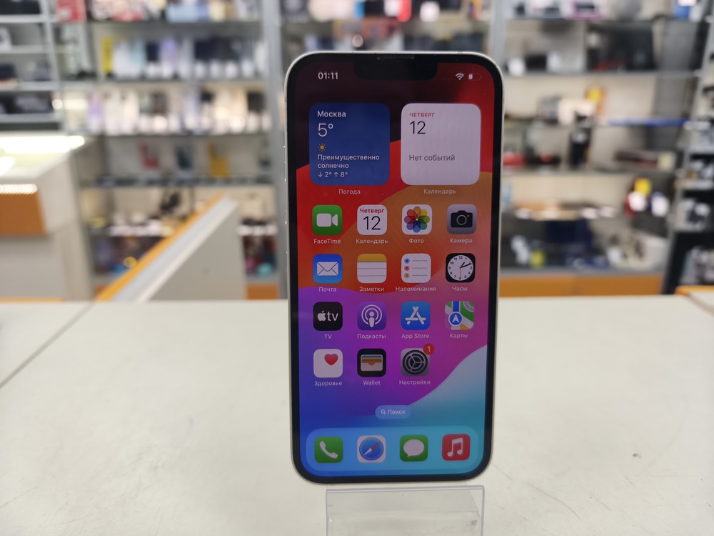 Смартфон Apple iPhone 13 128Gb