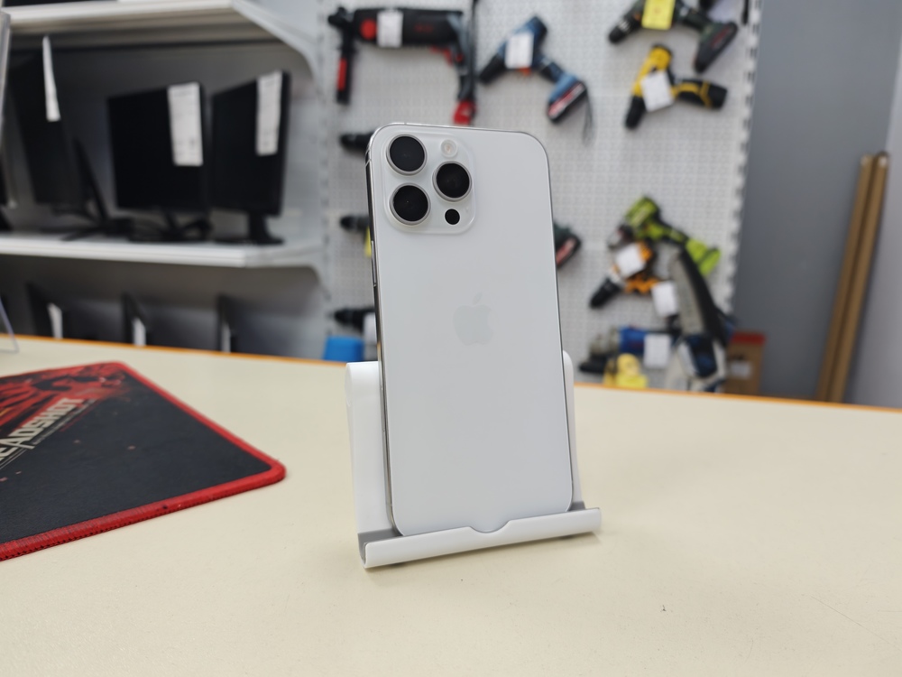 Смартфон Apple Iphone 16 Pro Max 256Gb