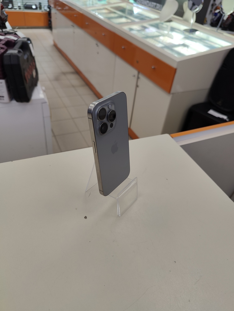 Смартфон Apple Iphone 15 Pro 128Gb