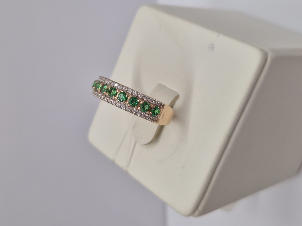 КОЛЬЦО С КАМНЯМИ (Au 585)