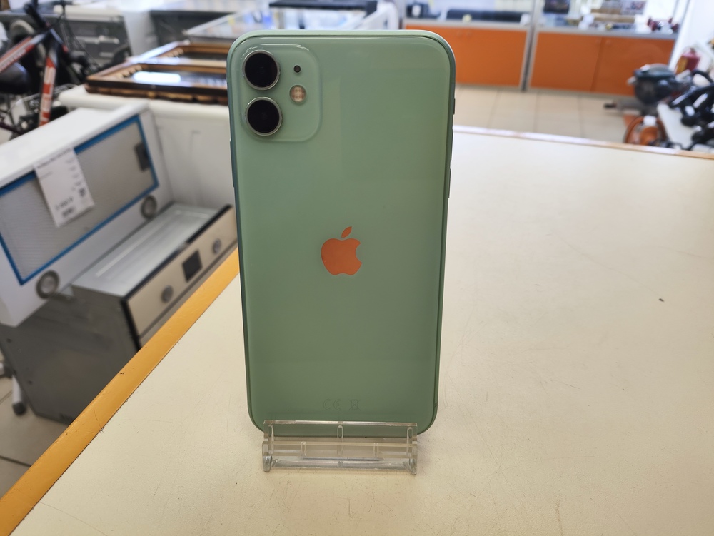 Смартфон Apple iPhone 11 64Gb