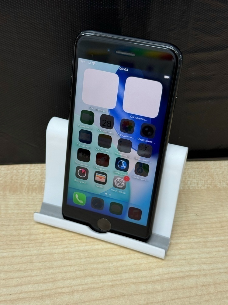Смартфон Apple iPhone SE 2020 64Gb