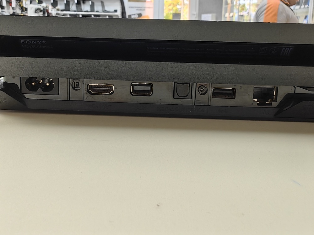 Игровая приставка PlayStation 4 Pro 1Tb Игровая приставка PlayStation 4 Pro 1Tb