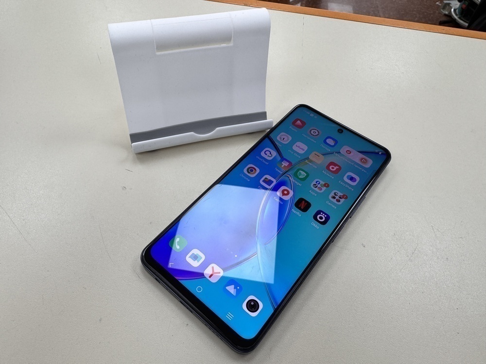 Смартфон Vivo Y36 8/256