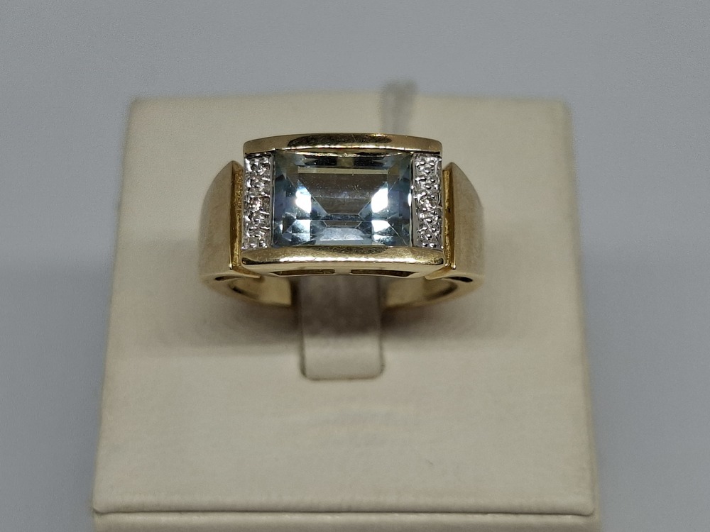 КОЛКМИ585 КОЛЬЦО С КАМНЯМИ (Au 585)