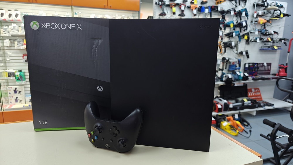 Игровая приставка Xbox One X 1Tb