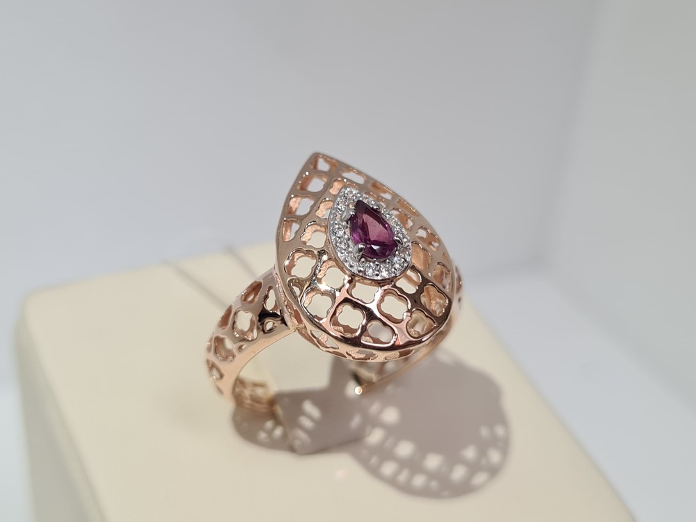 02-51-0366-17 КОЛЬЦО С КАМНЯМИ (Au 585)